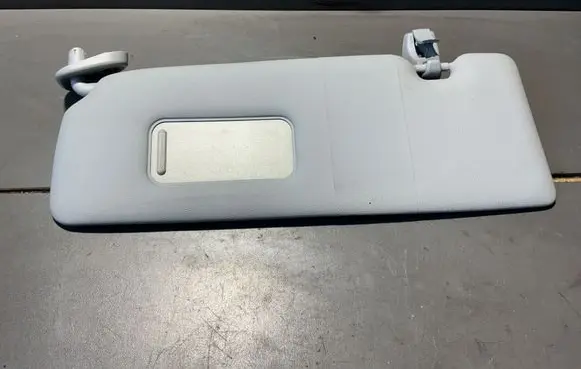 BMW 1 E81 E87 Sun visor 