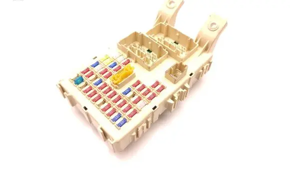 Hyundai i20 (PB PBT) Fuse module 91951-1J040 10-12C28-008
