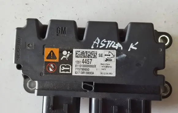 Opel Astra K Airbag control unit/module 13514457