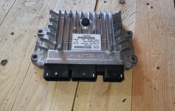 Citroen C5 Engine control unit/module 9663548180 9665843280
