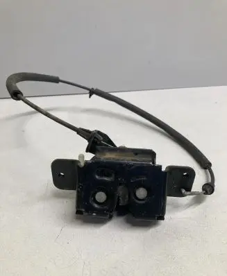 Jeep Grand Cherokee (WK) Tailgate/trunk/boot lock/catch/latch 122AAA