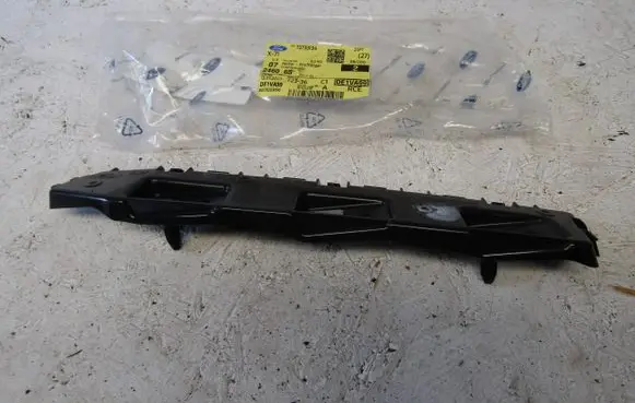 Ford Escape IV Rear bumper mounting bracket LV4B-17D949-DD