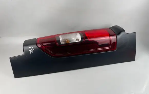 Renault Trafic III (X82) Rear/tail lights 265A64439R 265A63380R