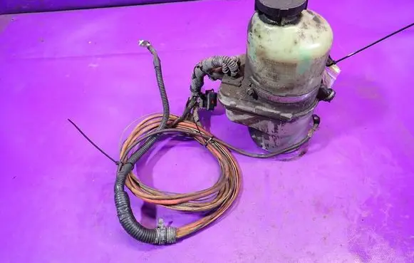 Opel Astra H Power steering pump