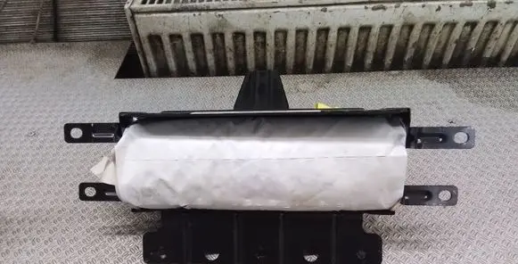 Hyundai Grandeur Passenger airbag