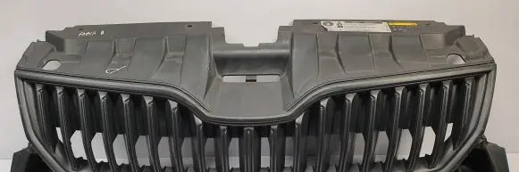 Skoda Fabia Mk3 (NJ) Front bumper upper radiator grill 6V0853653A