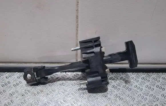 Volvo V50 Rear door check strap stopper