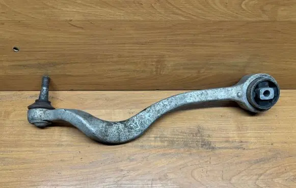 BMW 5 E39 Front control arm 31121141718 1141718