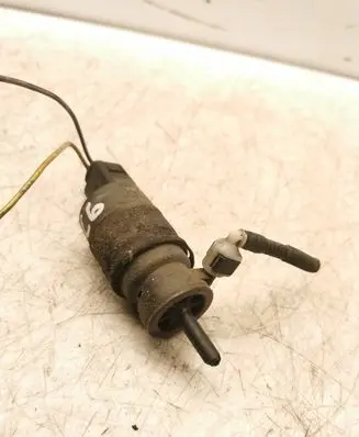 Audi A6 S6 C6 4F Windscreen/windshield washer pump 1J5955651
