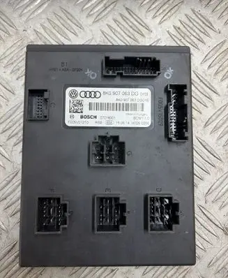 Audi A4 S4 B8 8K Comfort/convenience module 8K0907063DG