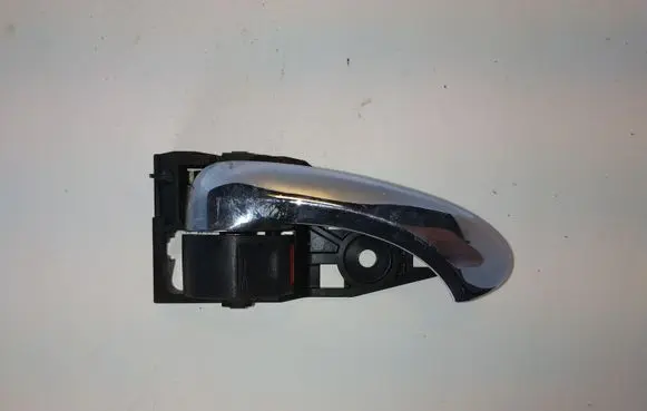 Toyota RAV 4 (XA30) Front door interior handle 