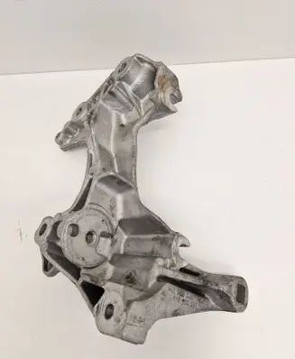 Renault Captur Generator/alternator bracket 117104394R