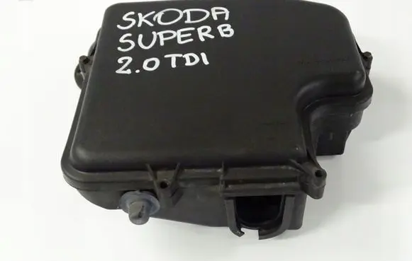 Skoda Superb B5 (3U) Other engine bay part 8D2907613A