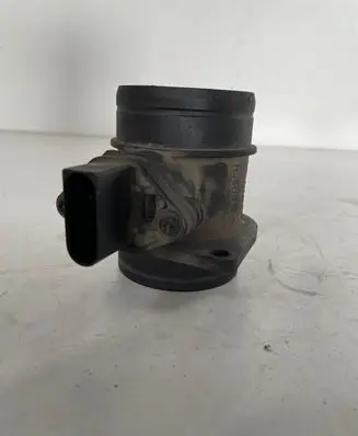 Skoda Octavia Mk2 (1Z) Mass air flow meter 038906461B 0281002531