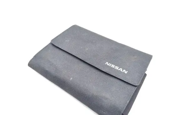 Nissan Qashqai Owners service history hand book 