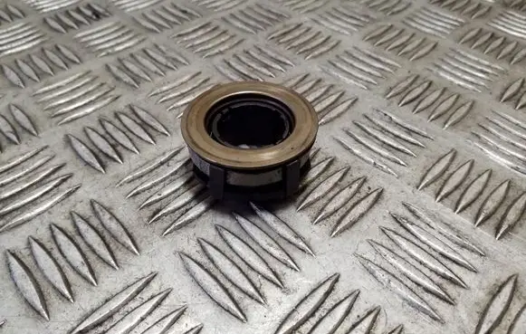 Volkswagen Golf Plus clutch release bearing 
