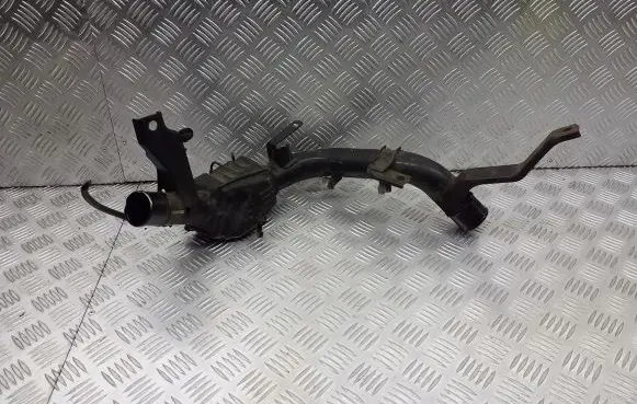 Toyota Avensis Verso Intercooler hose/pipe