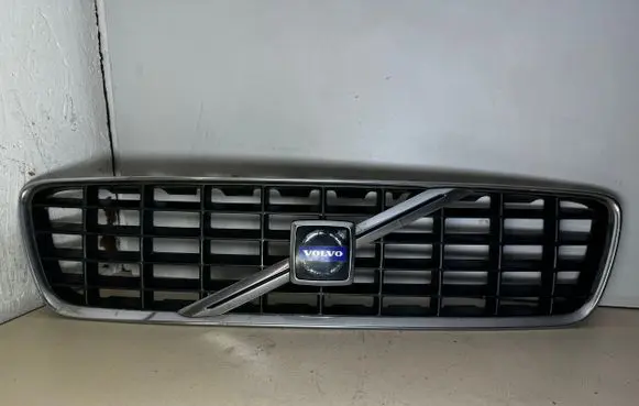Volvo S60 Front grill 9190740 9151881 9190778