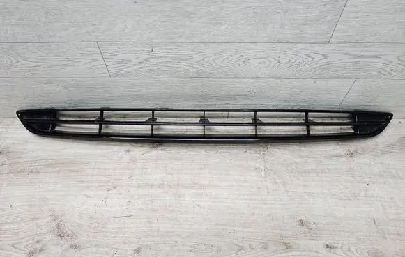 Ford B-MAX Front bumper lower grill AV1117K945B
