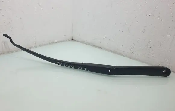 KIA Ceed Front wiper blade arm