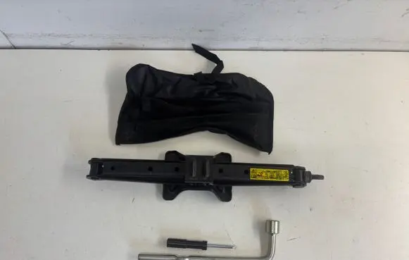 Honda CR-V Lift Jack 