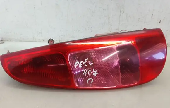 Peugeot 807 Rear/tail lights