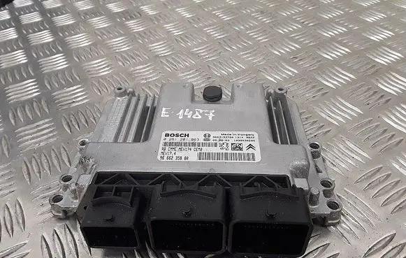 Citroen C3 Picasso Engine control unit/module 9666235880 0261201863