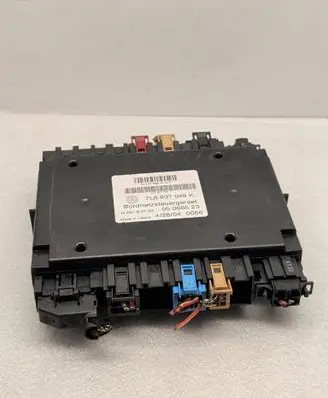 Volkswagen Touareg I Comfort/convenience module 7L6937049K H49S2703 05066523