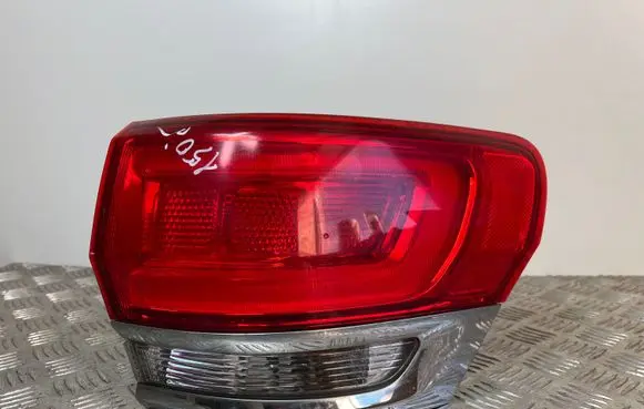 Jeep Grand Cherokee Rear/tail lights P68110000AC