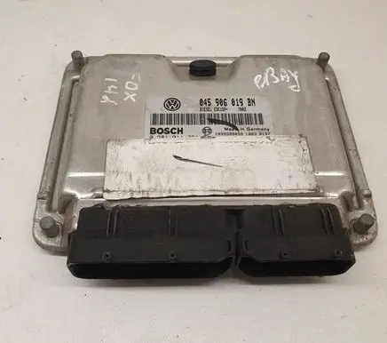 Volkswagen PASSAT B5.5 Engine control unit/module 045906019BN 1039S09450 0281011771