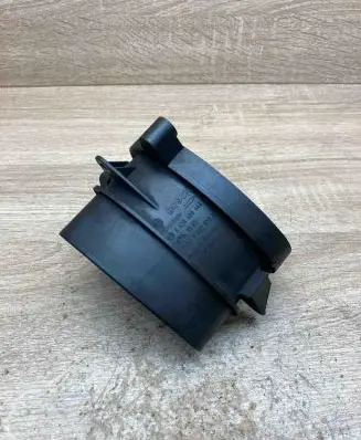 BMW 5 E39 Mass air flow meter 7787076 0928400468