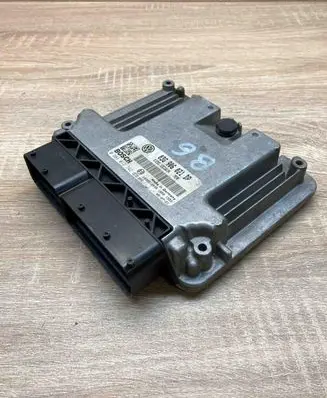 Volkswagen PASSAT B6 Engine control unit/module ECU 03G906021DP 0281012742 USED