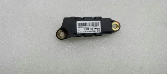 Mercedes-Benz C W203 Airbag deployment crash/impact sensor 0018209126