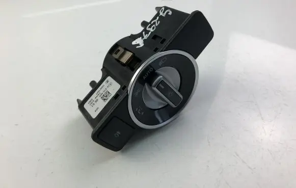 Mercedes-Benz E W212 Light switch A2129050551