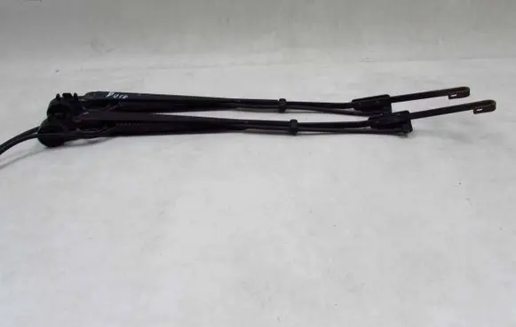 Mitsubishi Canter Front wiper blade arm 53610