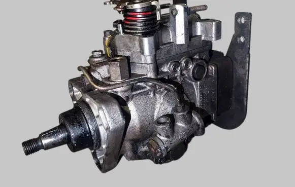 Ford Escort Fuel injection high pressure pump 0460494122 R125 84889733