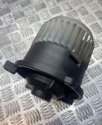 Mitsubishi Colt Heater fan/blower 1736006902 0160700701