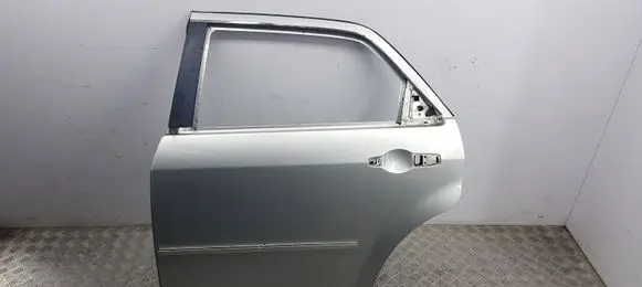 Chrysler 300 - 300C Rear door