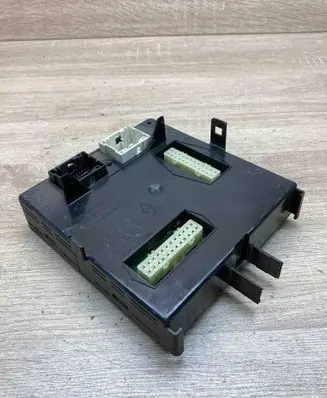 Renault Laguna II Central body control module 8200482048