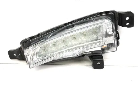 Suzuki Vitara (LY) Front fog light W1378 755700RL