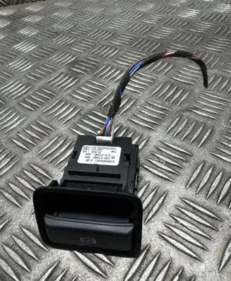 Mercedes-Benz SLK R172 Hand parking brake switch A2469050451 1510281168 15463599