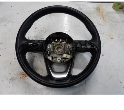 Toyota Yaris XP210 Steering wheel