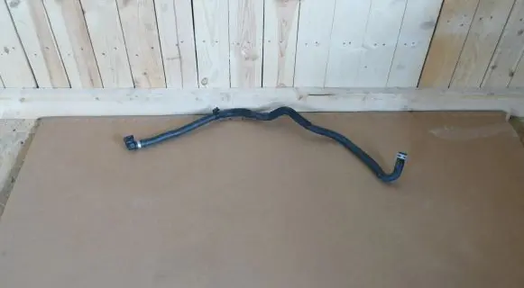 Ford Transit - Tourneo Connect Engine coolant pipe/hose DV616B851