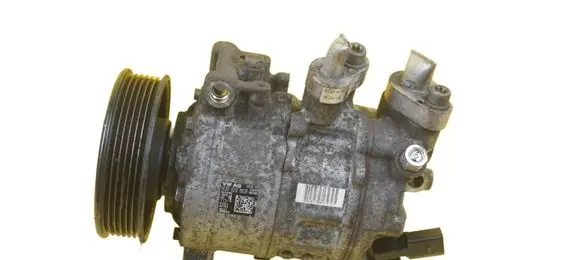 Volkswagen Golf VII Air conditioning (A/C) compressor (pump) 5Q0820803F CXS