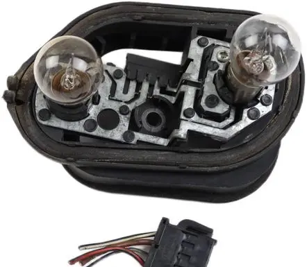 Seat Ibiza III (6L) Tail light bulb cover holder 6L6945257