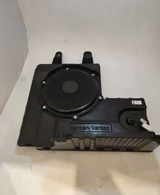 Ram 1500 Subwoofer speaker P68315544AA 05718J0252