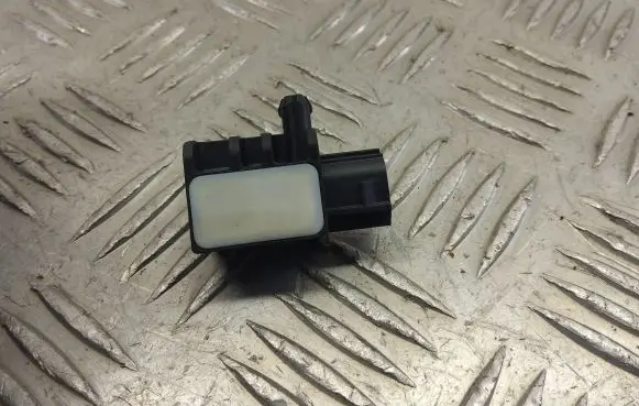 KIA Stonic Airbag deployment crash/impact sensor 95920H8000