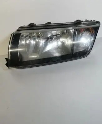 Skoda Fabia Mk1 (6Y) Headlight/headlamp 24635900