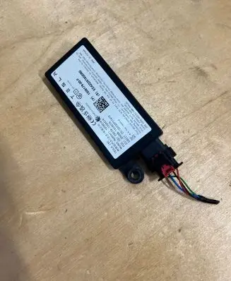 Tesla Model 3 Bluetooth control unit module 150817900F 201210161 ED422251002989