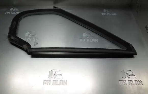 Ford Transit Front door vent window glass four-door YC15V21419
